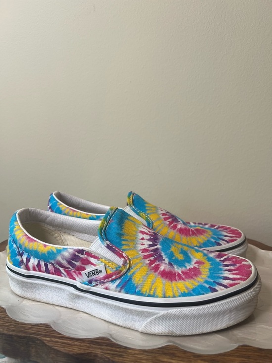 Vans Shoes - Vans Classic Slip-On Shoes – Tie-Dye Spiral – Women’s 5 / Men’s 3.5